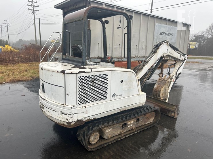 2000-bobcat-334c-image-3