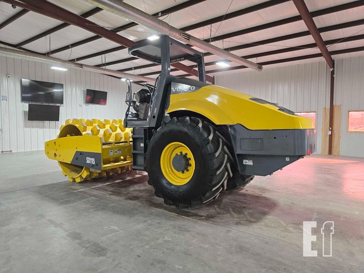 2014-volvo-sd115-image-4