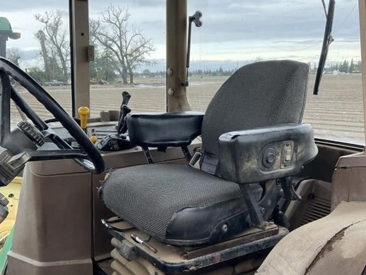 john-deere-7810-image-19