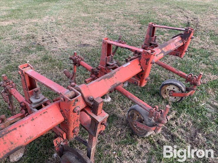 6r30"-cultivator-w/rolling-shields-image-19