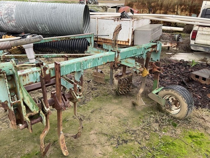 custom-3-pt-3-row-60"-cultivator-image-10