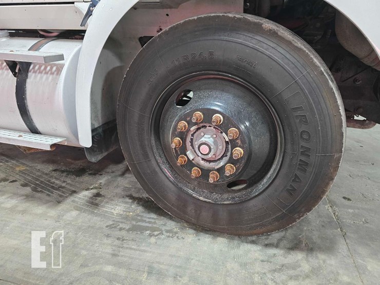 2005-international-9400-image-20