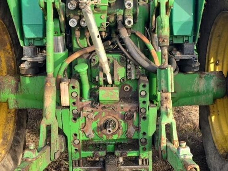 john-deere-6420-image-11
