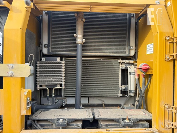 2022-xcmg-xe210u-image-30