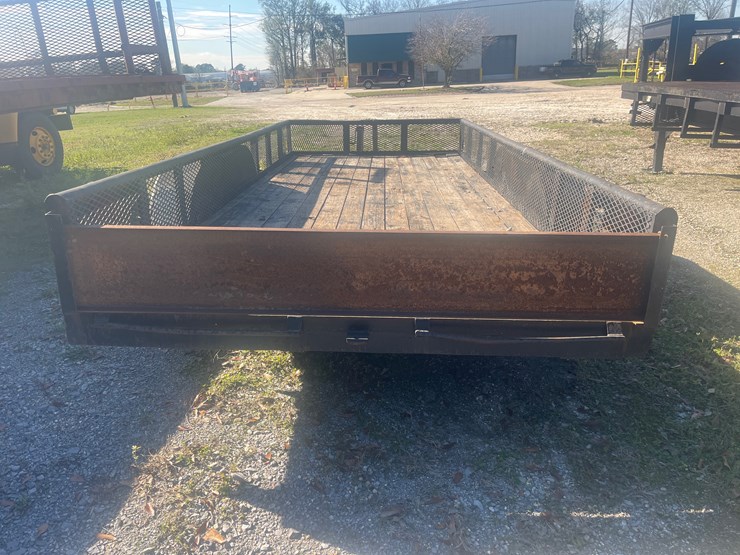 #17-•-17ft-utility-trailer-image-6