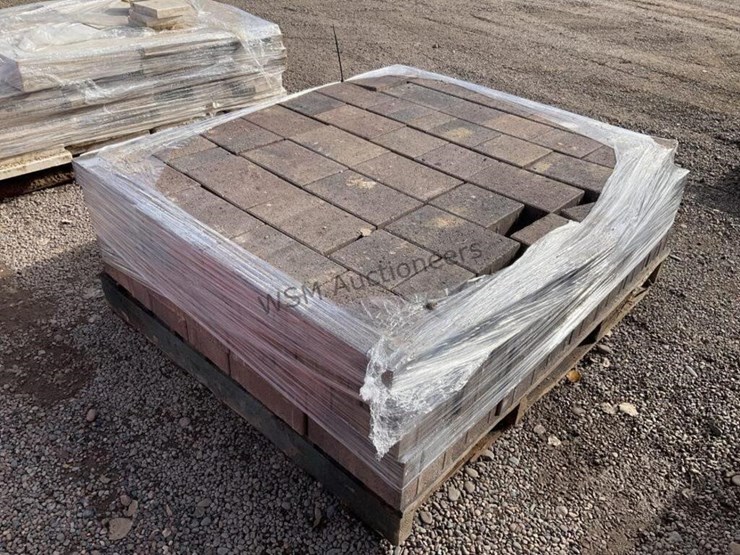 pallet-of-stone-pavers-image-2