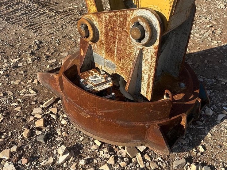 2020-caterpillar-325flcr-image-12