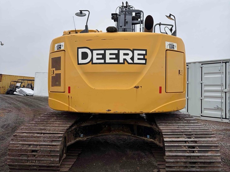 2013-deere-245g-lc-image-4