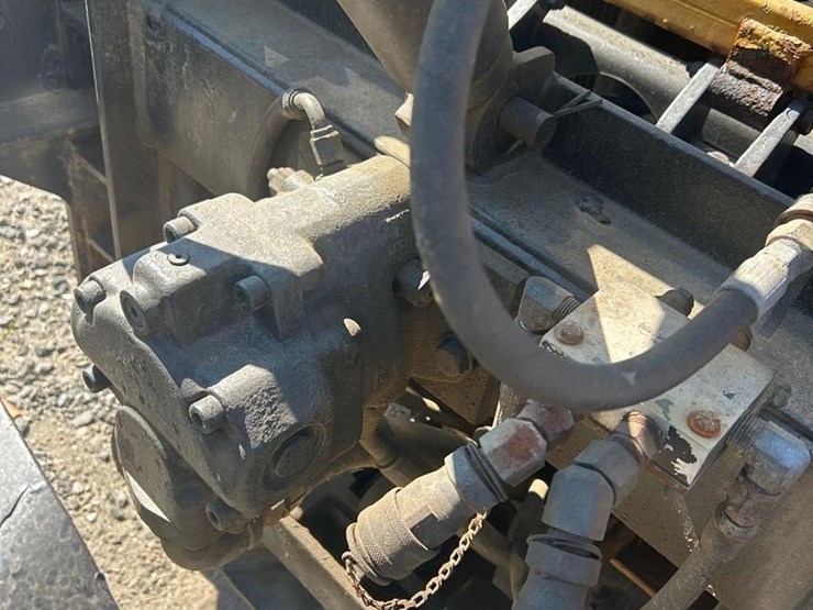 2008-sterling-l8500-image-8