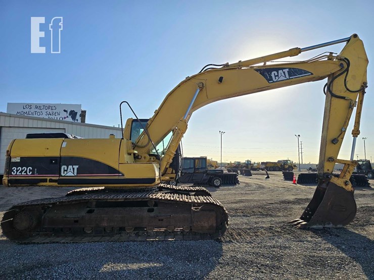 2005-caterpillar-322c-image-10