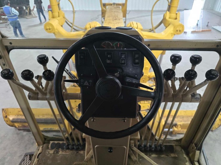 2006-caterpillar-140h-image-20