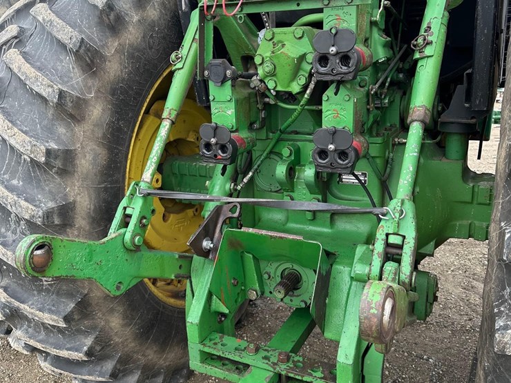 john-deere-4650-image-11
