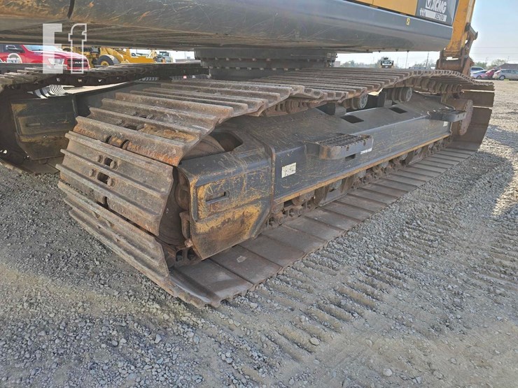 2022-xcmg-xe210u-image-24