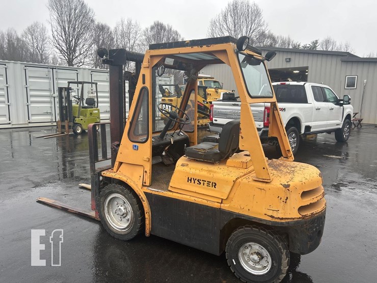 hyster-diesel-forklift-1192-image-3