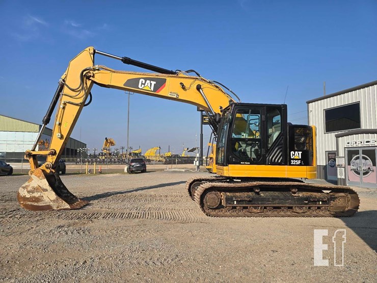 2018-caterpillar-325flcr-image-5