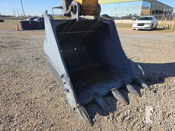 2022-xcmg-xe210u-image-10