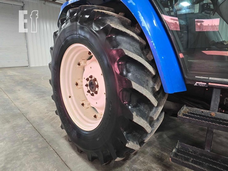 new-holland-tl100a-image-11