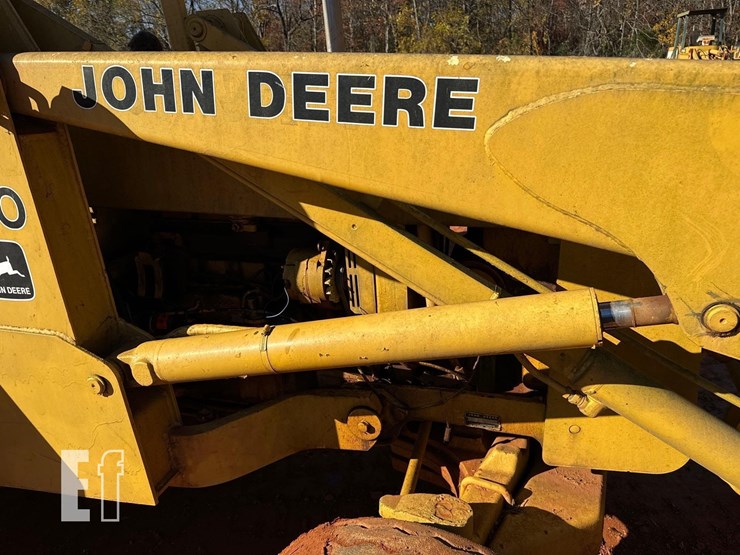 deere-410d-image-7