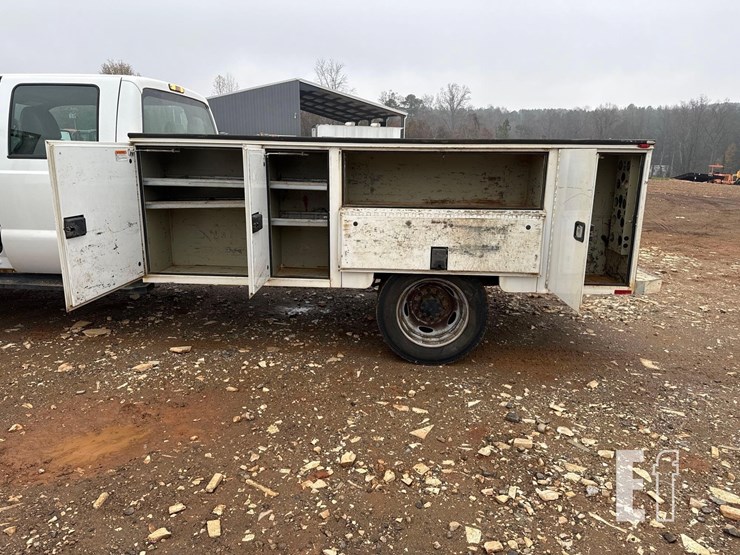 2016-ford-f450-xl-image-10