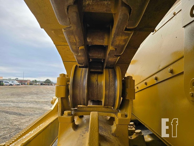 2006-caterpillar-d8t-image-26