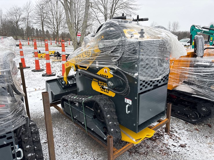 #2019-•-2025-unused-sdlanch-sdll50-skid-steer-loader-image-2