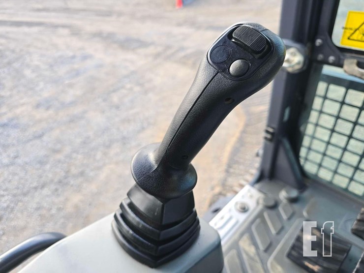 2022-xcmg-xe300u-image-18