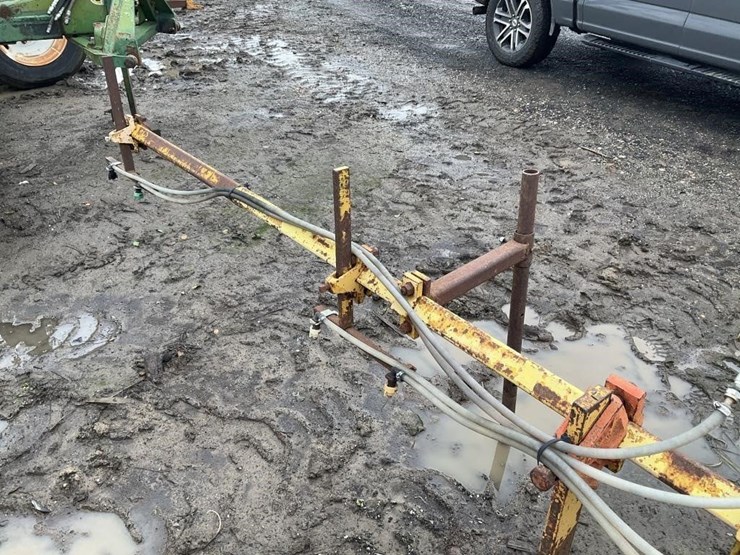 marvin-21'-3-pt-spray-boom-attachment-image-8