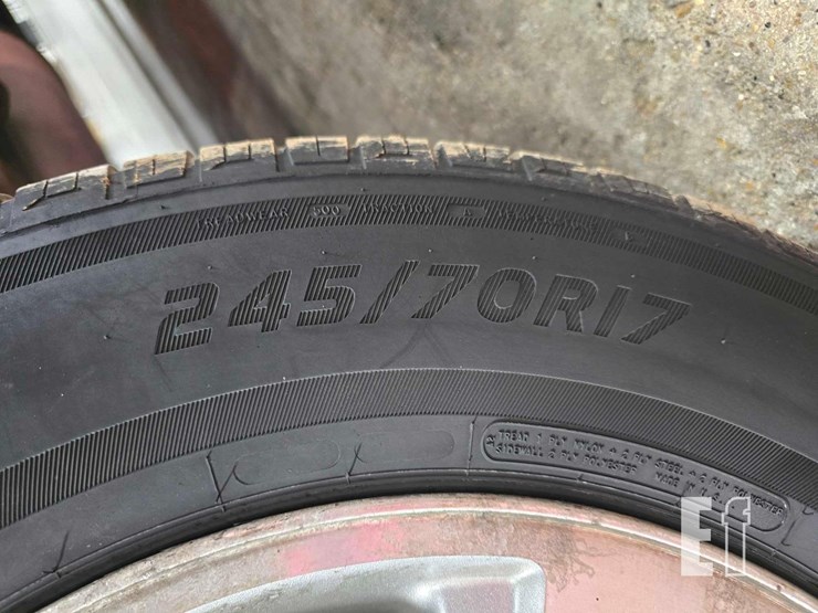 2013-ford-f150-xlt-image-31