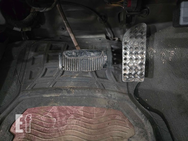 2004-ford-f350-image-11