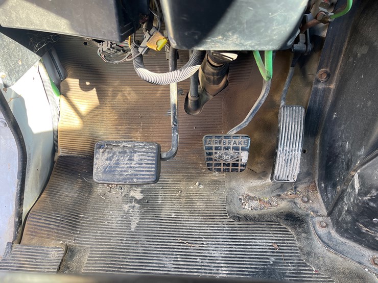 1995-international-4900-image-17