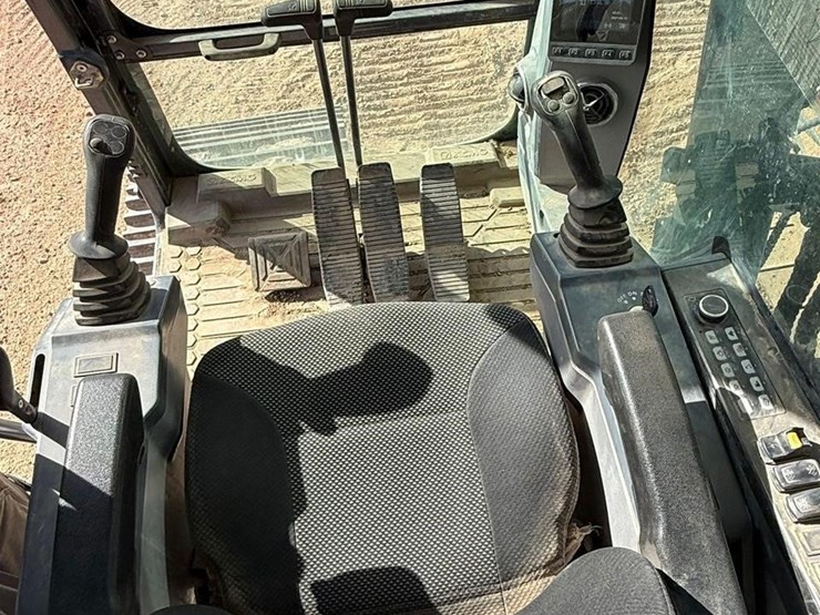 2022-xcmg-xe300u-image-20