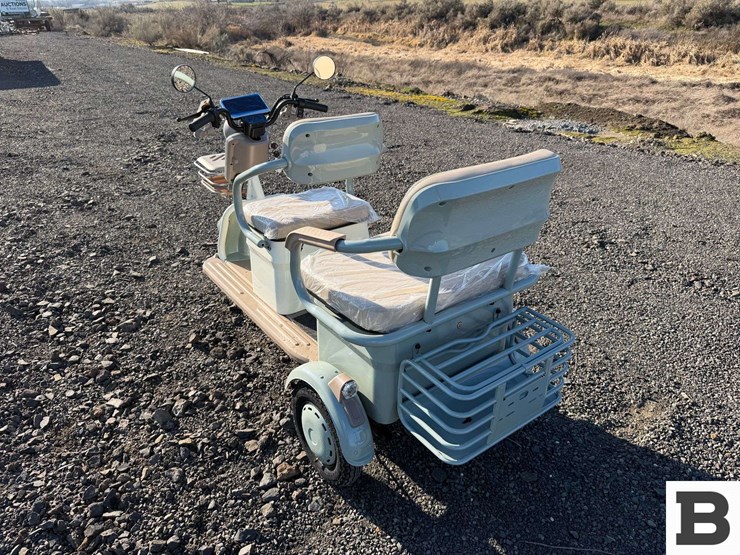 2025-ir-irgc40-mini-golf-cart-image-3