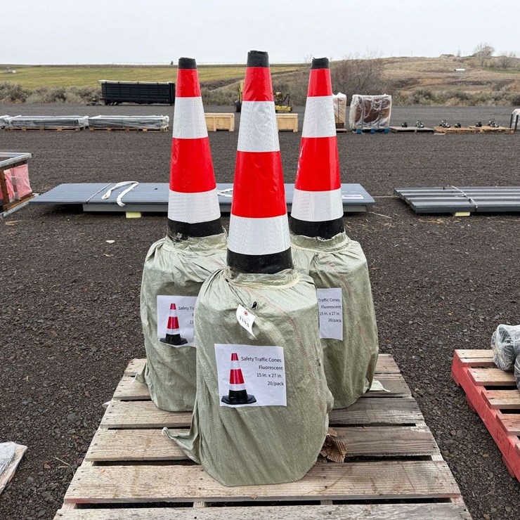 15"x27" Fluorescent Traffic Cones