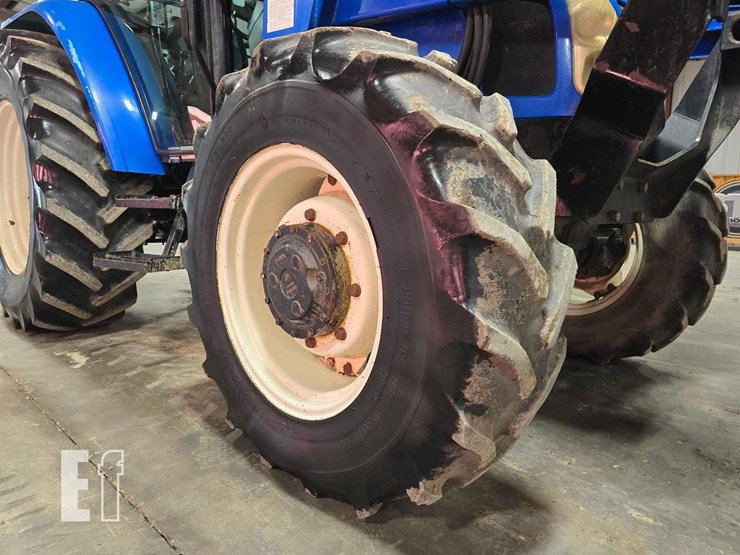 new-holland-tl100a-image-8