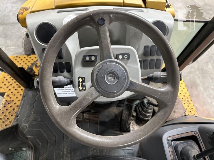 2016-caterpillar-415f2-image-21