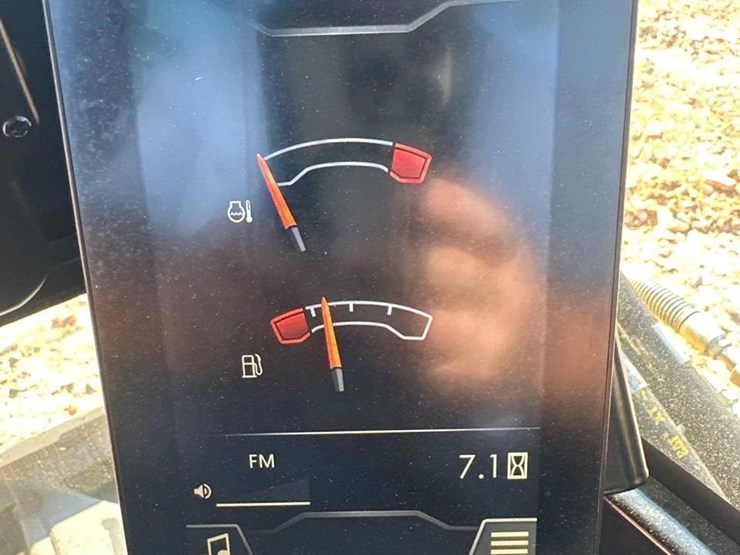 2025-caterpillar-305.5e2-image-28