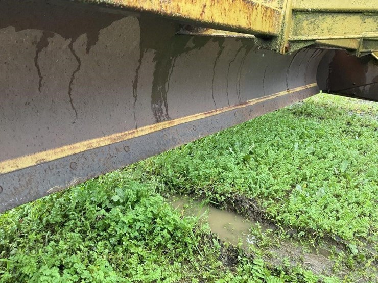 (offsite)-schmeiser-18'x40'-triplane-image-9