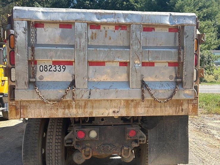 2008-sterling-l8500-image-21