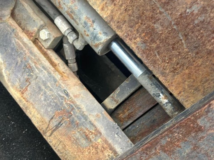 hyster-diesel-forklift-1192-image-8