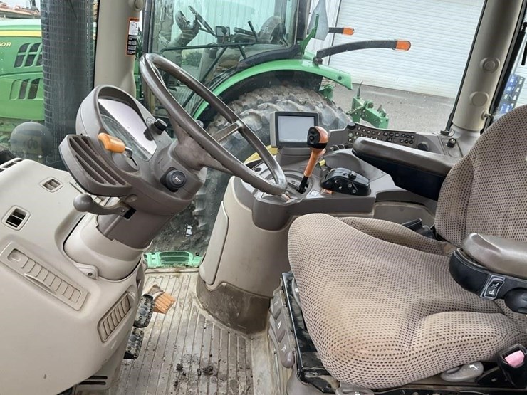 john-deere-6140r-image-22