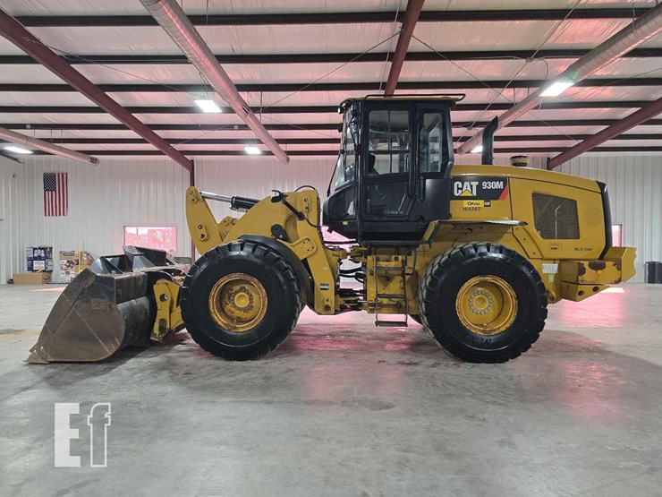 2015-caterpillar-930m-image-5