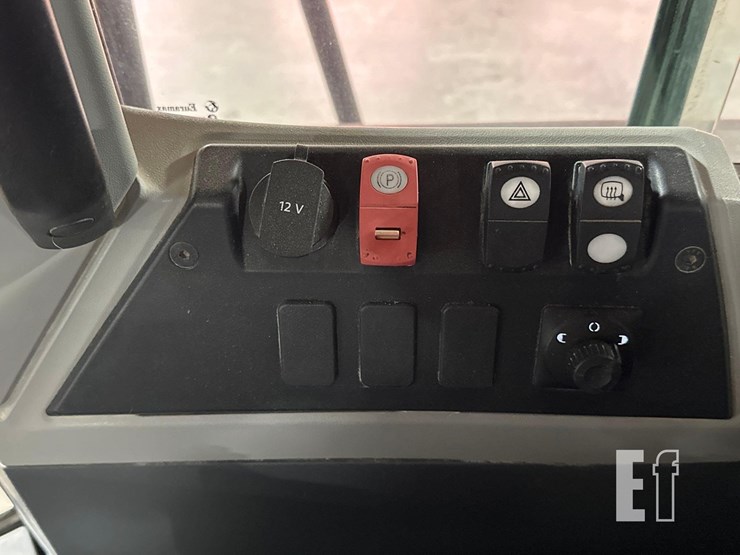 2017-caterpillar-962m-image-23