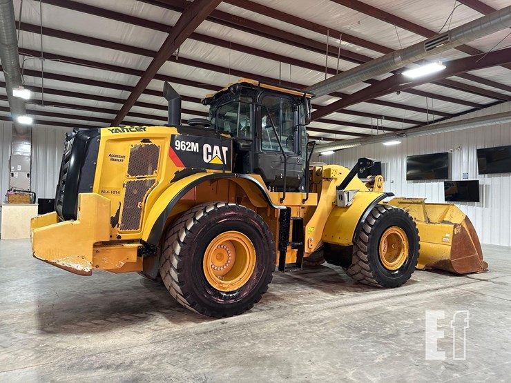 2019-caterpillar-962m-image-3