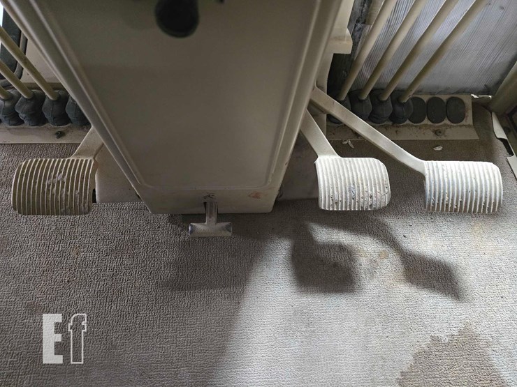 2007-caterpillar-140h-image-18