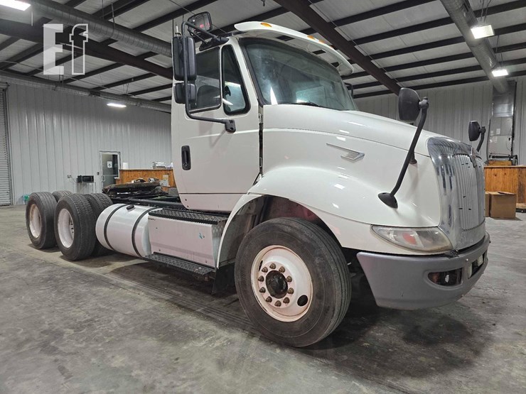 2017-international-transtar-8600-image-2