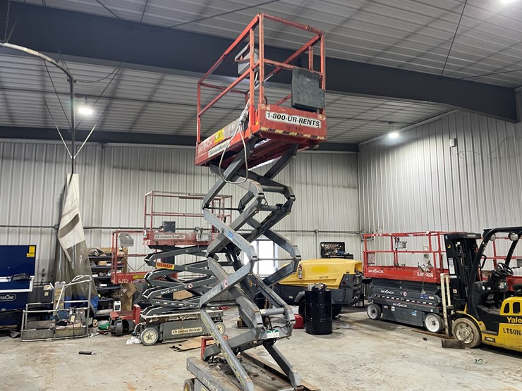 2014-skyjack-sjiii3219-image-22