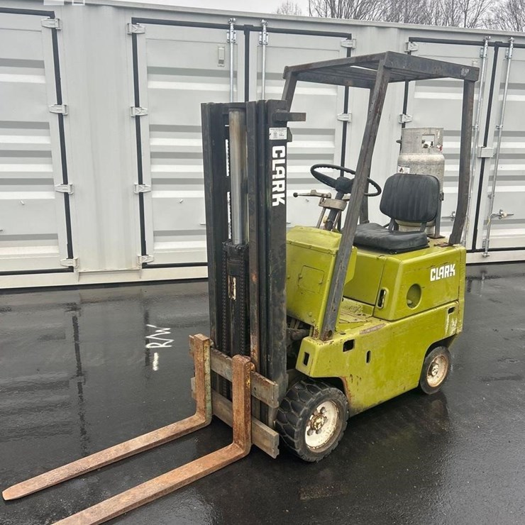 CLARK PROPANE WAREHOUSE FORKLIFT 1191