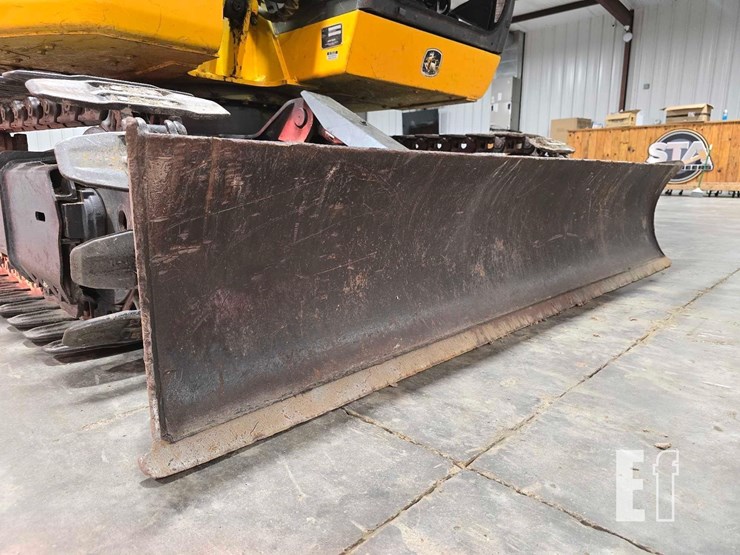 2016-deere-75g-image-12