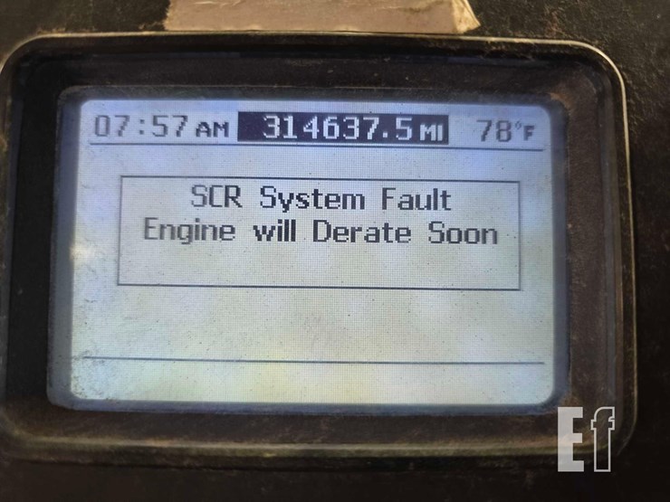 2012-mack-granite-gu713-image-13