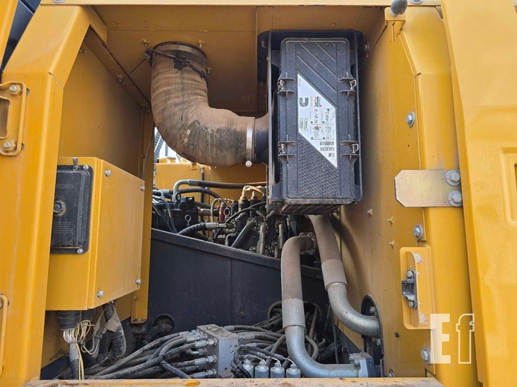 2022-xcmg-xe210u-image-26